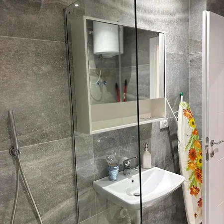 Appartement Sunkissed Sky - Qerret - New Modern Golem (Tirana)